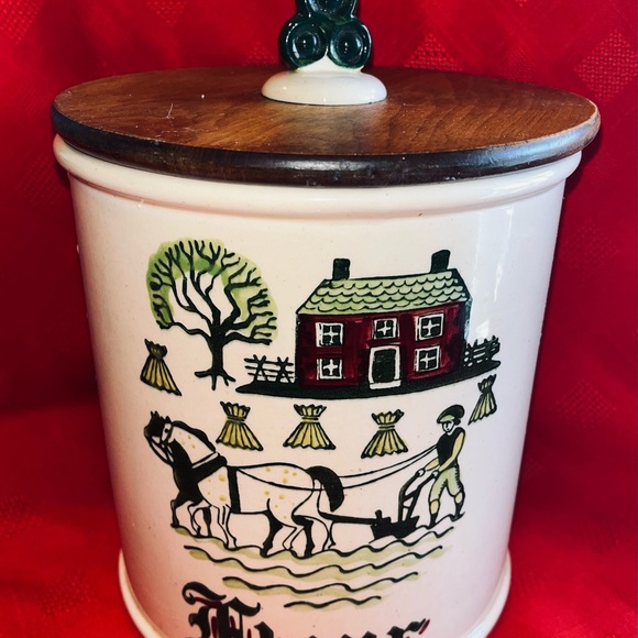 Ceramic Canister Set, Metlox Homestead Provincial Canister Set, Poppytrail Set 4 - Picture 3 of 8